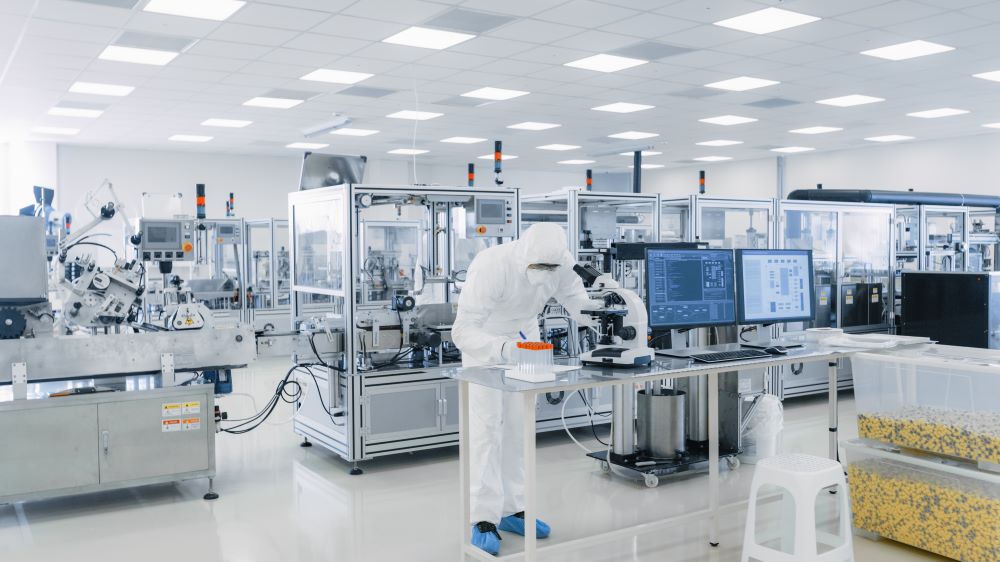 pharmacology lab MEMS for lifescience Scientists working in pharmacology lab where lifescience MEMS are used