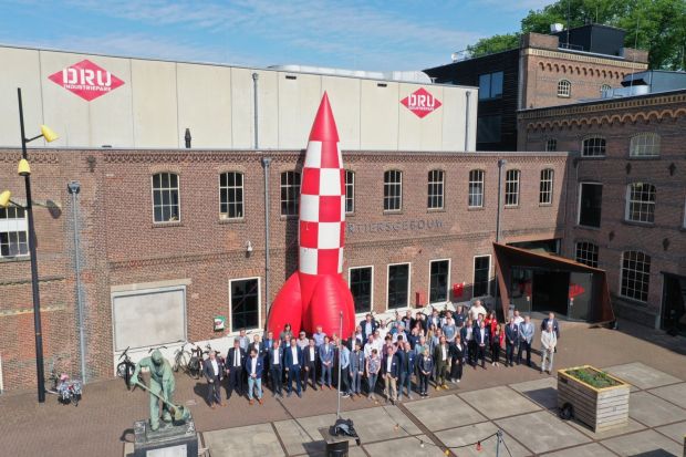 rocket-reloaded-dru lionix international and other project members at the rocket reloaded event