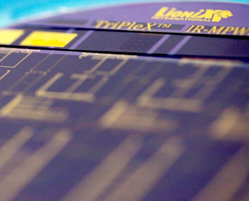 Photo of a TriPleX MPW wafer before final dicing