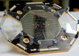 DEMUX PIC assembly